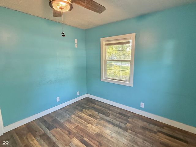 241 Mooreland Drive, Whiteland, IN 46184