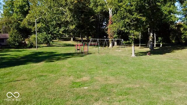 241 Mooreland Drive, Whiteland, IN 46184