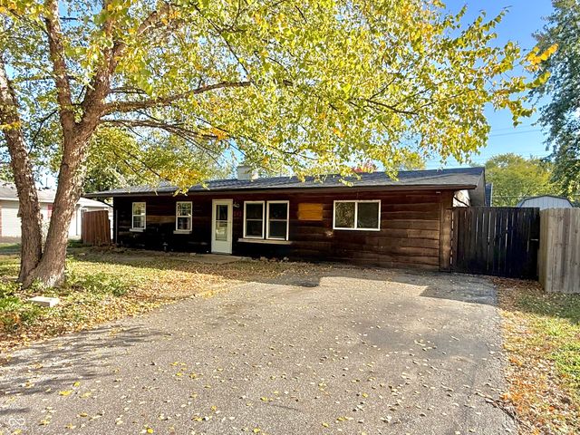 241 Mooreland Drive, Whiteland, IN 46184