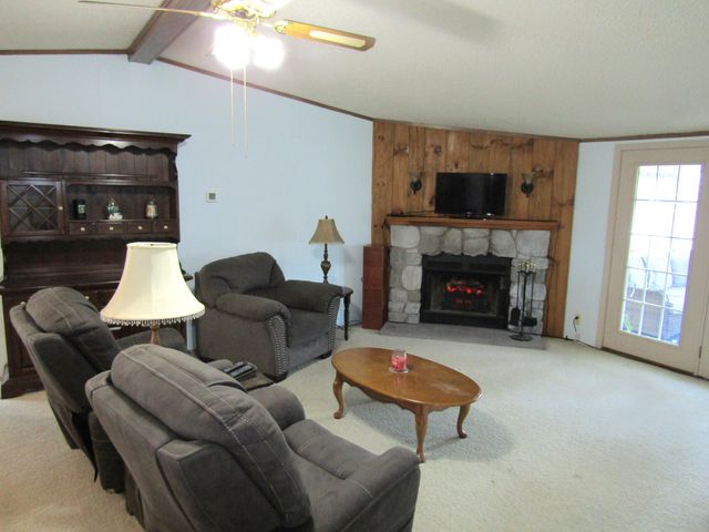 1098 Carey Mill Road, Lawrenceburg, KY 40342