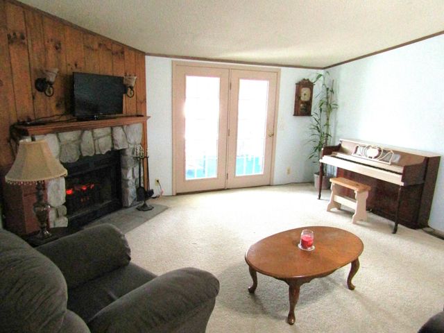 1098 Carey Mill Road, Lawrenceburg, KY 40342