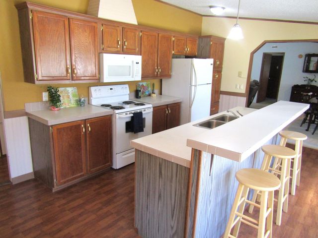 1098 Carey Mill Road, Lawrenceburg, KY 40342