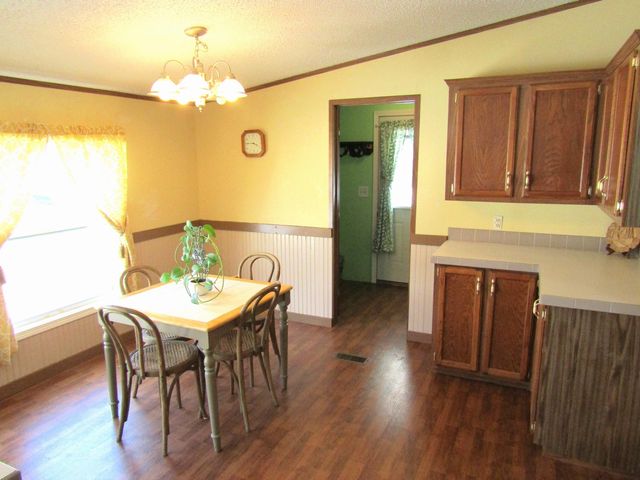 1098 Carey Mill Road, Lawrenceburg, KY 40342