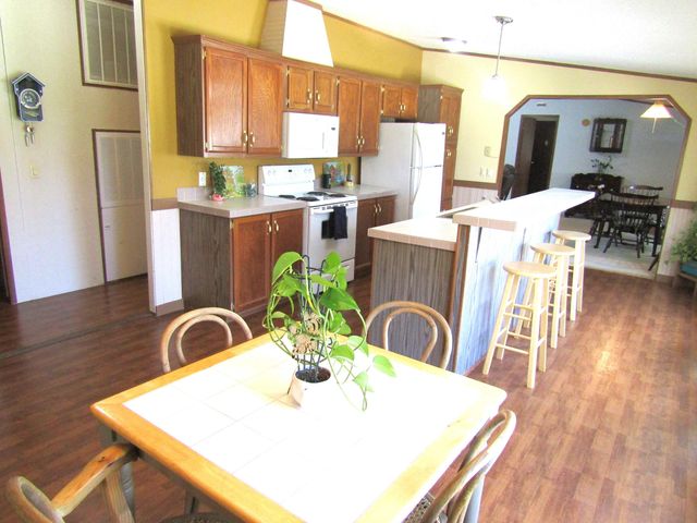 1098 Carey Mill Road, Lawrenceburg, KY 40342