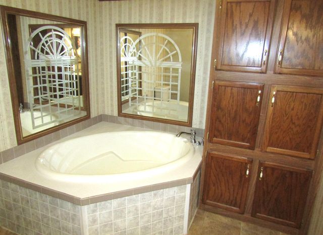 1098 Carey Mill Road, Lawrenceburg, KY 40342