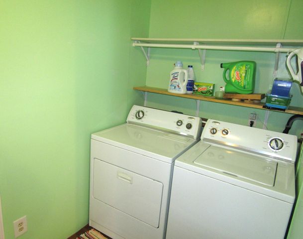 1098 Carey Mill Road, Lawrenceburg, KY 40342