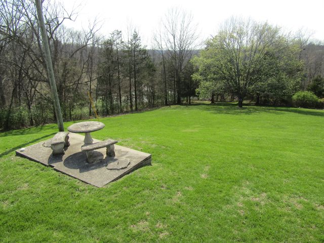 1098 Carey Mill Road, Lawrenceburg, KY 40342