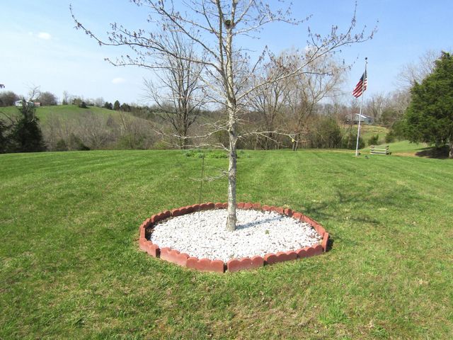 1098 Carey Mill Road, Lawrenceburg, KY 40342