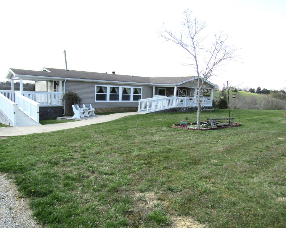 1098 Carey Mill Road, Lawrenceburg, KY 40342