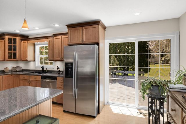 18885 Valley View Road, Eden Prairie, MN 55346
