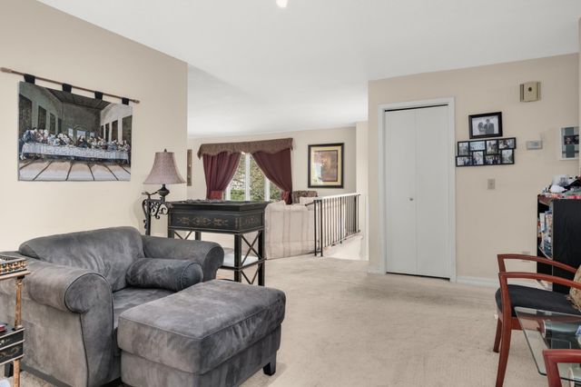 18885 Valley View Road, Eden Prairie, MN 55346