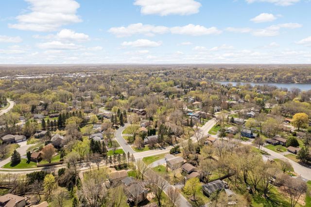 18885 Valley View Road, Eden Prairie, MN 55346