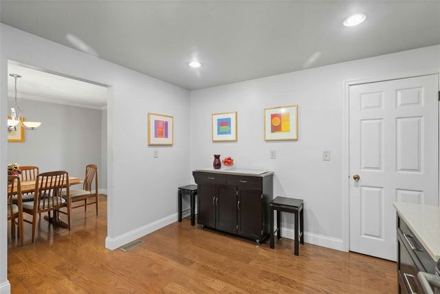 1105 Rial Dr, Bethel Park, PA 15102
