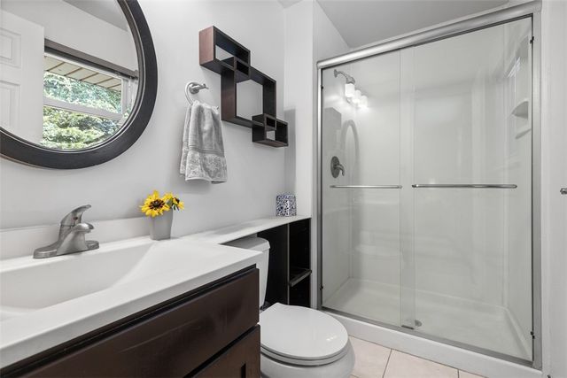 1105 Rial Dr, Bethel Park, PA 15102