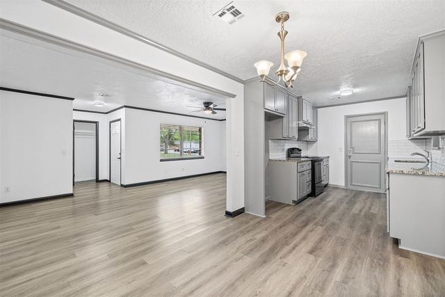4908 N Warren Avenue, Oklahoma City, OK 73112