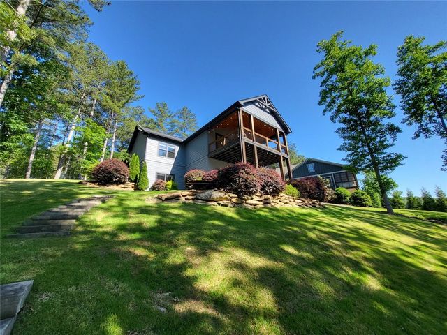 366 Hideaway Cove Drive, Seneca, SC 29672