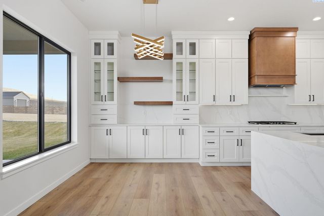 3934 Highview St., Richland, WA 99352