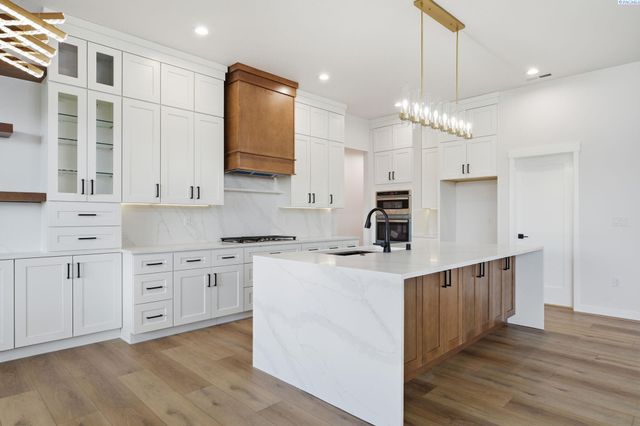 3934 Highview St., Richland, WA 99352