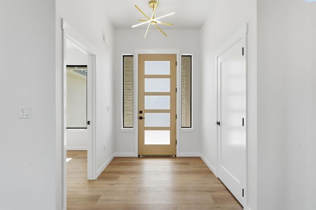 3934 Highview St., Richland, WA 99352