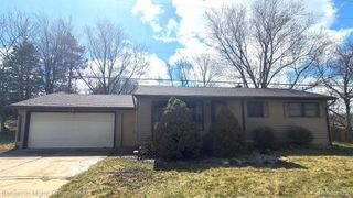 9416 HOGAN Road, Tyrone Twp, MI 48430