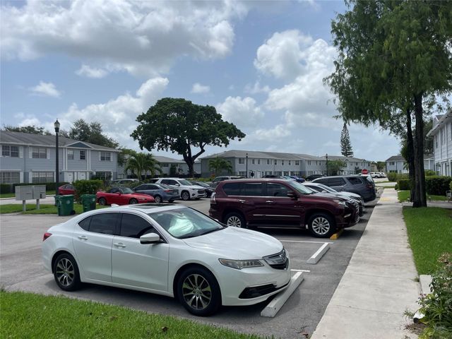 1775 SW 81st Way, Fort Lauderdale, FL 33324