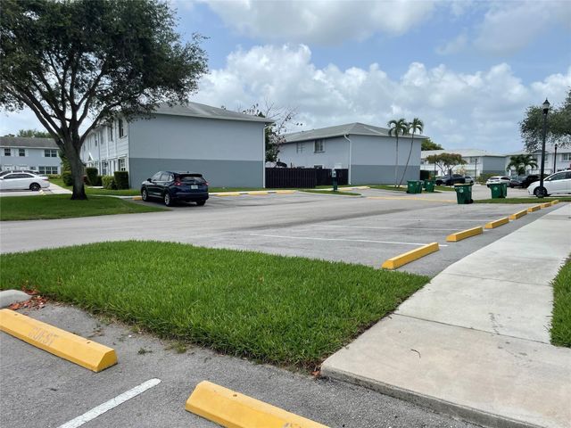 1775 SW 81st Way, Fort Lauderdale, FL 33324