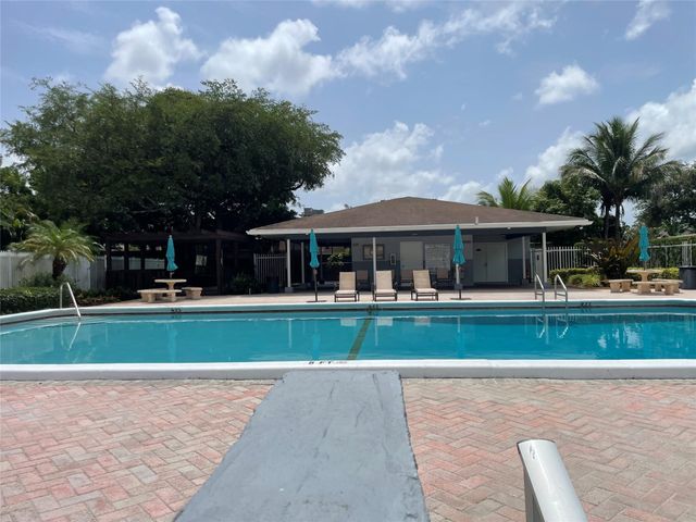 1775 SW 81st Way, Fort Lauderdale, FL 33324