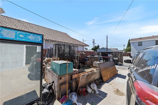 15323 Paramount, Paramount, CA 90723