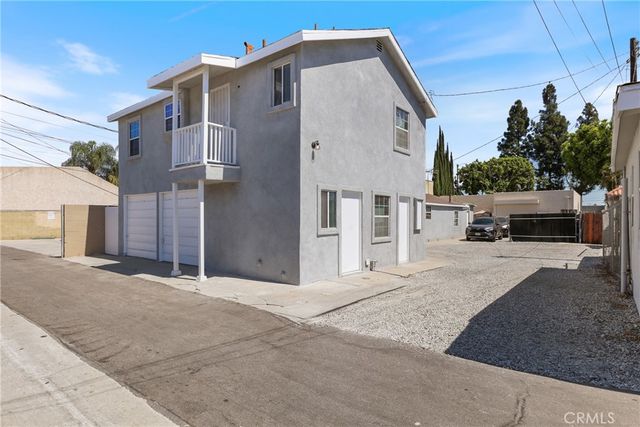 15323 Paramount, Paramount, CA 90723