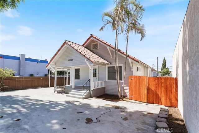 15323 Paramount, Paramount, CA 90723