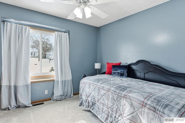 2504 Century Road, Bellevue, NE 68123