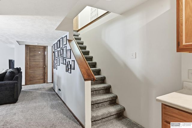 2504 Century Road, Bellevue, NE 68123