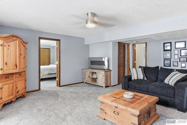 2504 Century Road, Bellevue, NE 68123