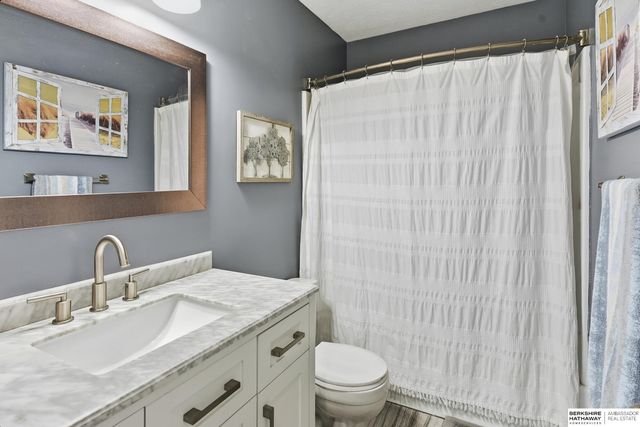 2504 Century Road, Bellevue, NE 68123