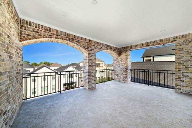 905 Blackshire, Houston, TX 77055