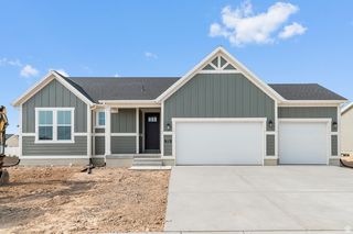 3036 W 2600 N, Clinton, UT 84015