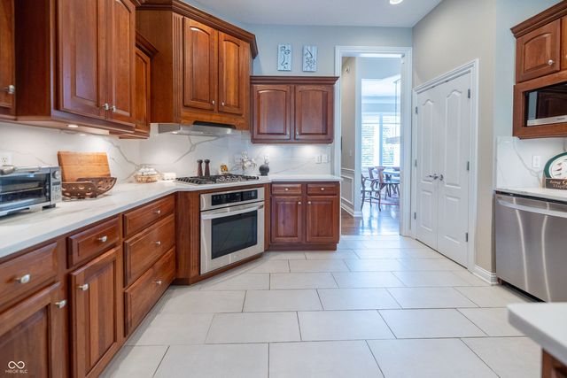 5964 Heaton Pass, Carmel, IN 46033