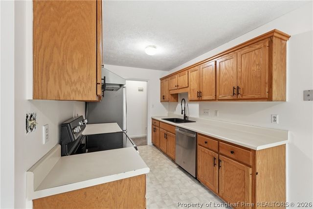 207 Cobblestone Court, Raeford, NC 28376