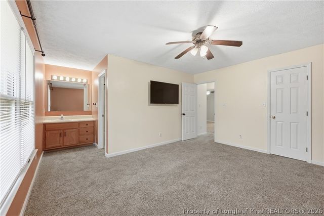 207 Cobblestone Court, Raeford, NC 28376