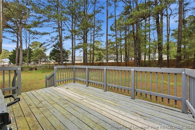 207 Cobblestone Court, Raeford, NC 28376
