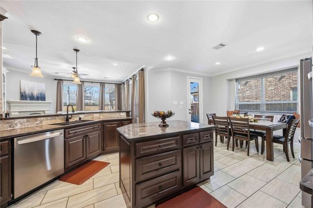 106 Joshuas Place, Montgomery, TX 77316