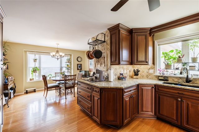 34 Freshfield Rise, Perinton, NY 14450