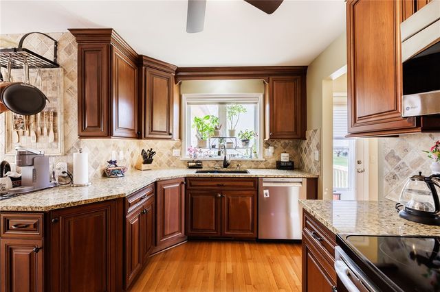 34 Freshfield Rise, Perinton, NY 14450
