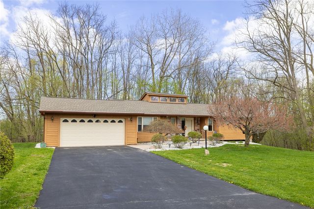 34 Freshfield Rise, Perinton, NY 14450