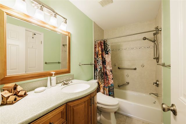 34 Freshfield Rise, Perinton, NY 14450