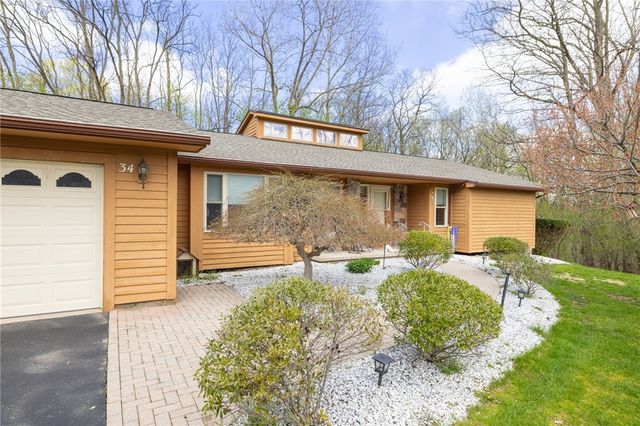 34 Freshfield Rise, Perinton, NY 14450