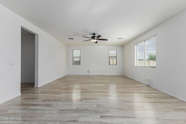 16643 W YUCATAN Drive, Surprise, AZ 85388