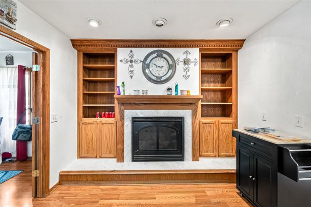 3828 E 29th Street, Des Moines, IA 50317