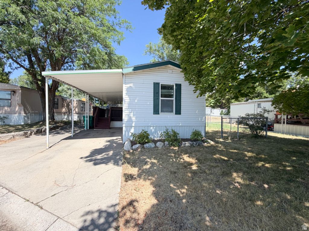 1200 CHURCH ST #17, Layton, UT 84040 — exterior