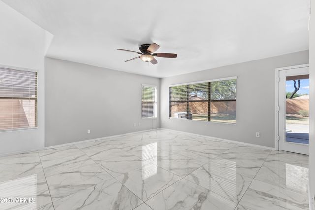 4734 E MOSSMAN Road, Phoenix, AZ 85050